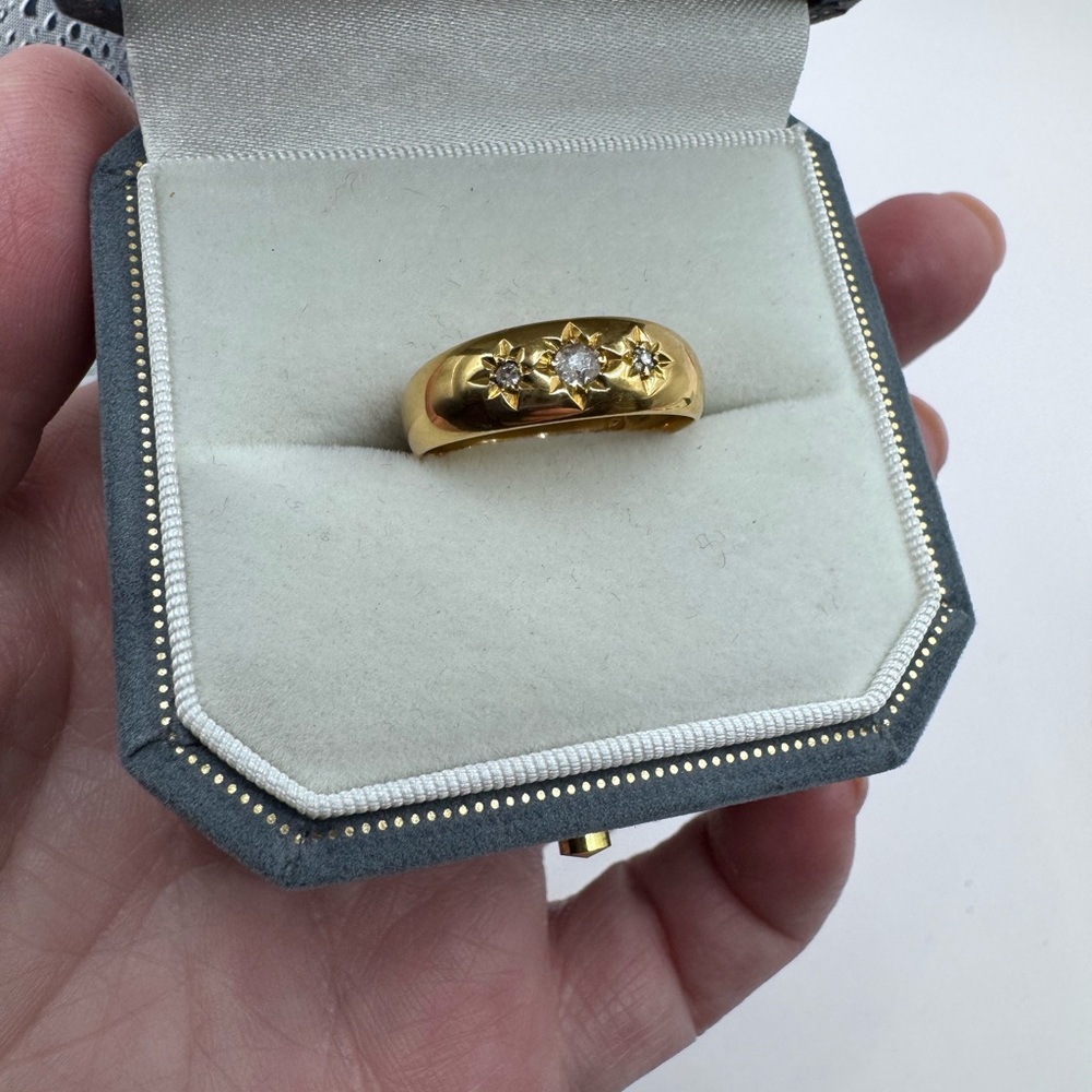18k gold diamond starburst ring Chester assay 1899 size 8 - Picture 4 of 11